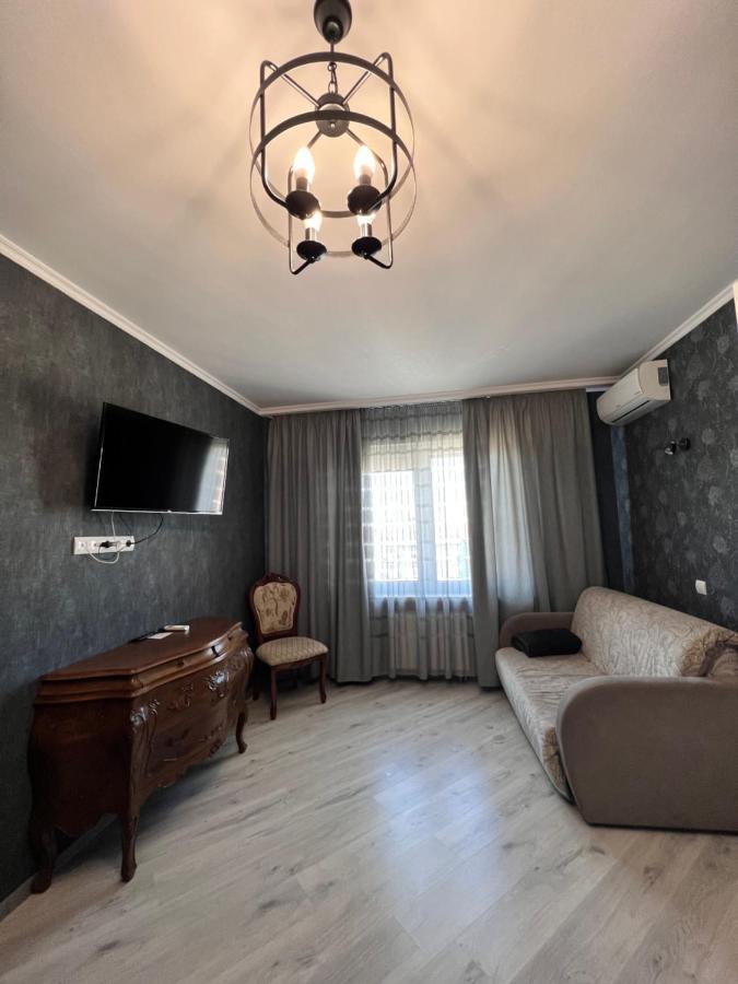 Apartament Уютная 1 Комнатная Квартира На Софии Русовой Kijów Zewnętrze zdjęcie