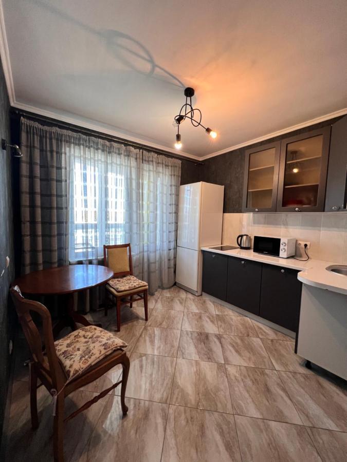 Apartament Уютная 1 Комнатная Квартира На Софии Русовой Kijów Zewnętrze zdjęcie